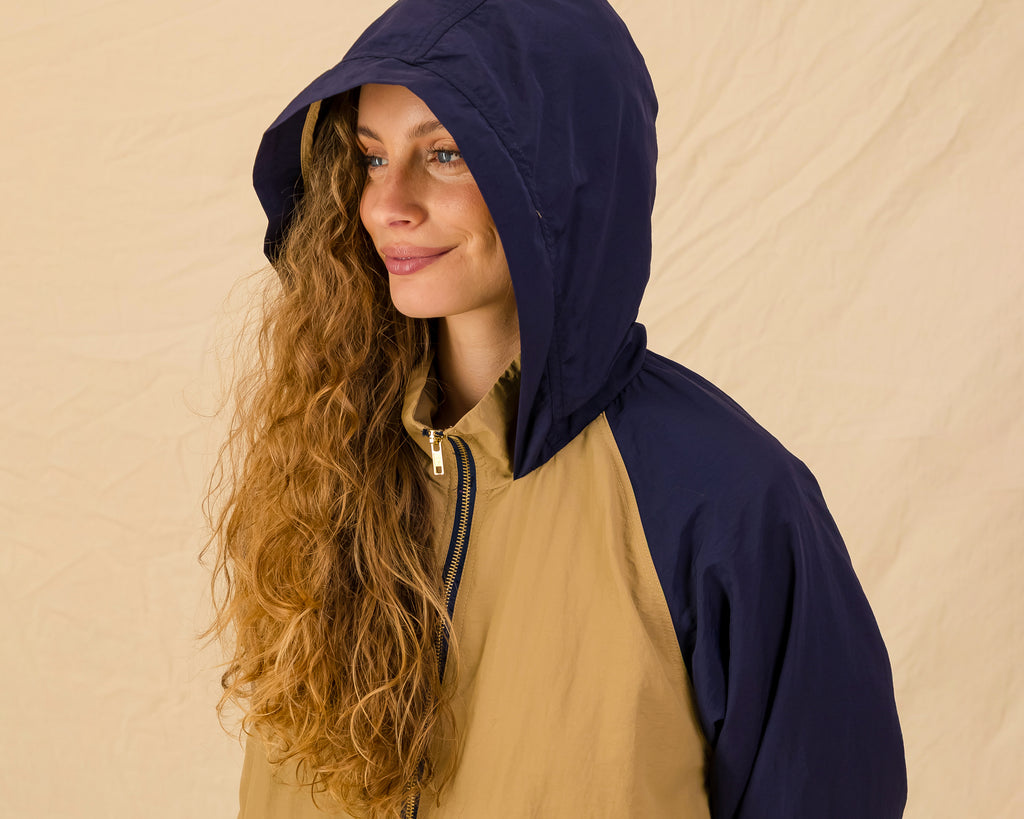GOOD Raincoats are back!